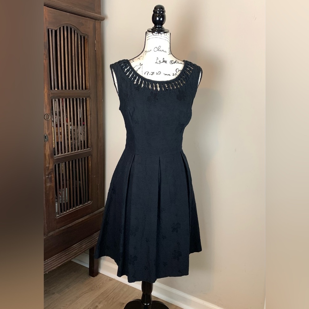 Kristin Davis Cotton Little Black Dress